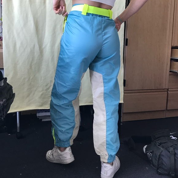 NWOT Urban outfitters pants - Picture 4 of 5